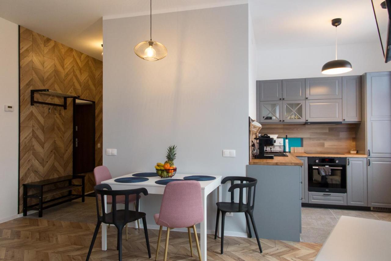 Apartament Magia Miasta Apartman Jelenia Góra Kültér fotó