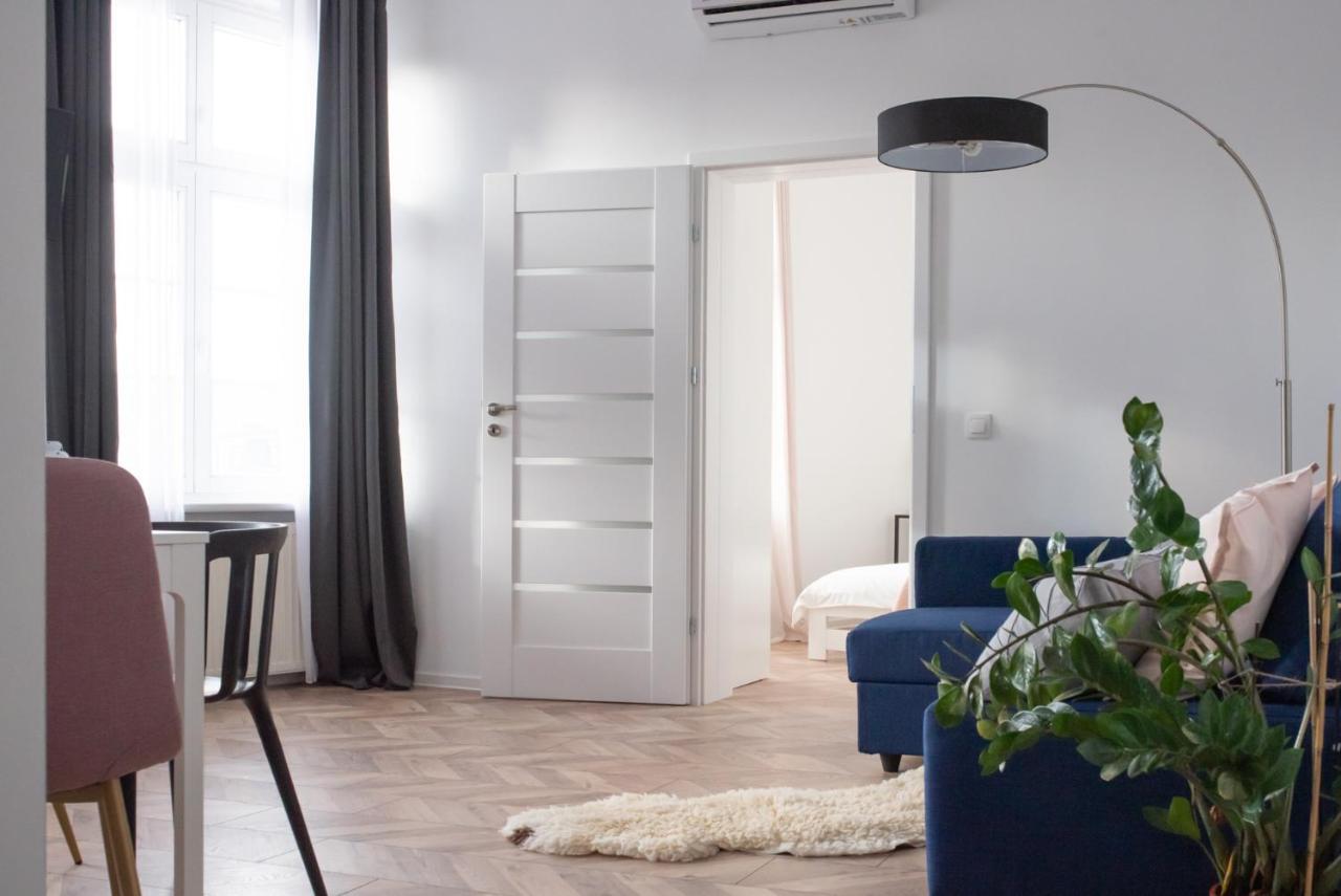 Apartament Magia Miasta Apartman Jelenia Góra Kültér fotó